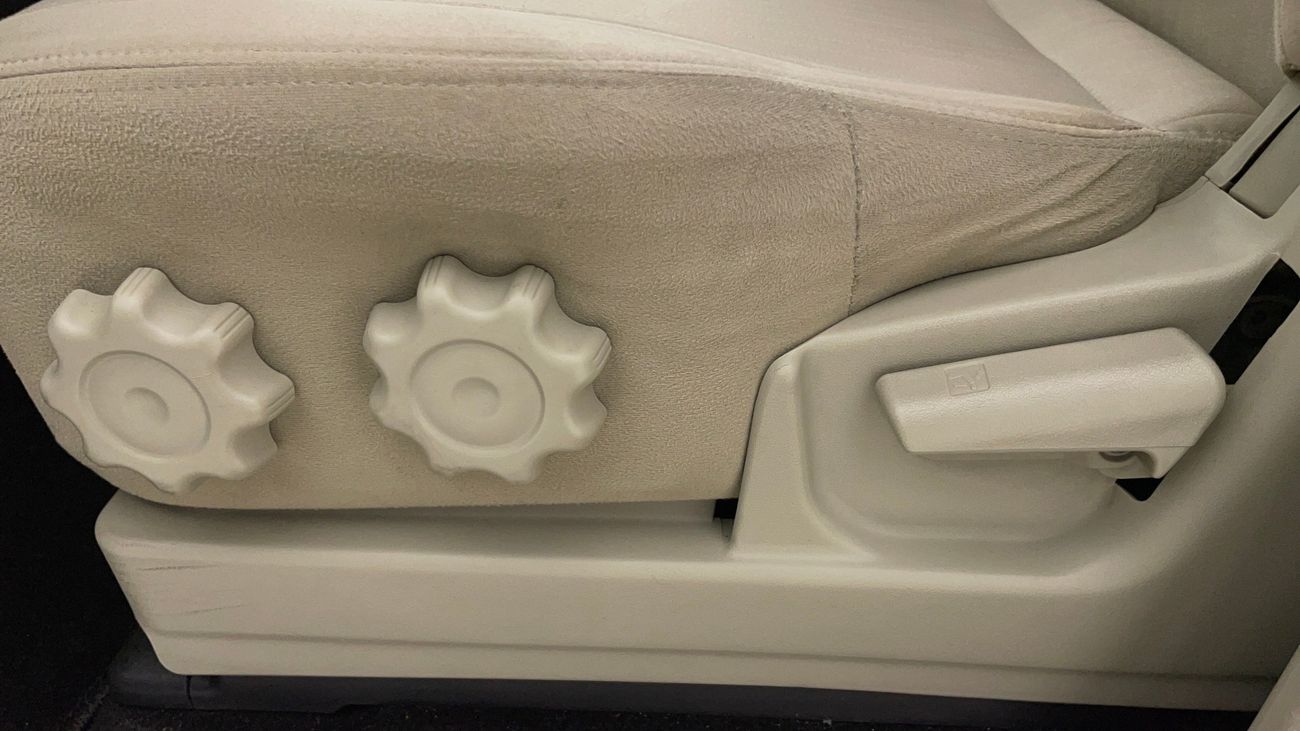 Mitsubishi Pajero GLS BASE 3.5 | Zero Down Payment | Home Test Drive