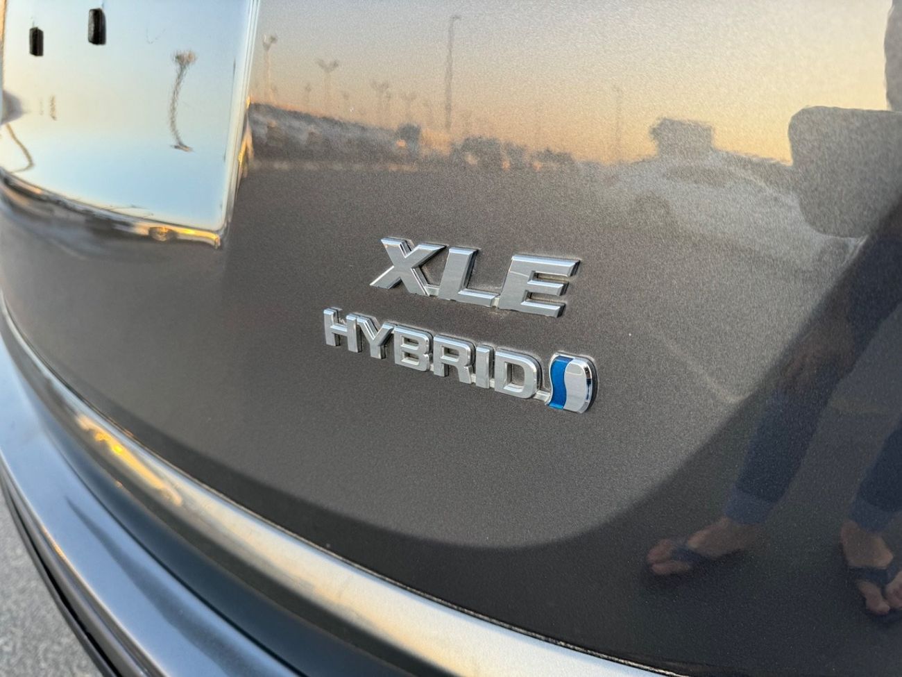 تويوتا راف ٤ VXR 2.5L 2016 HYBRID LIMITED SUNROOF 4WD FULL OPTION USA IMPORTED