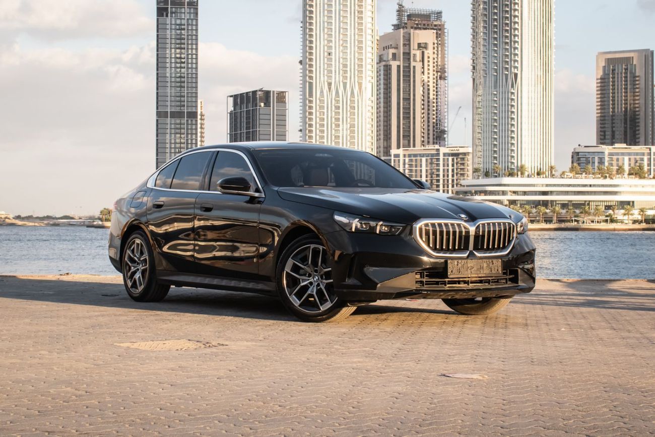 بي أم دبليو 520i M SPORT PRO 