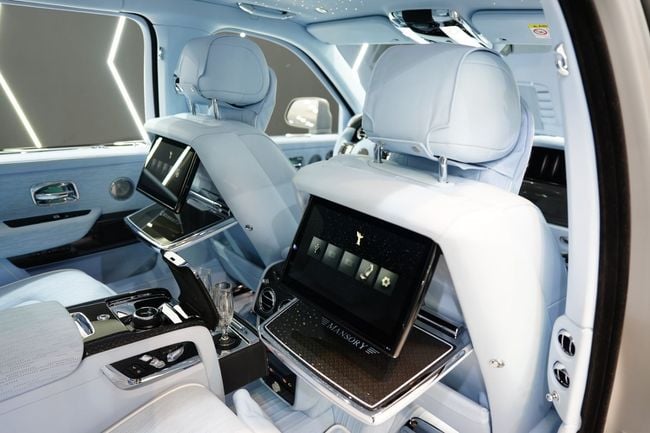 Rolls-Royce Cullinan BLACK BADGE, миниатюра 30