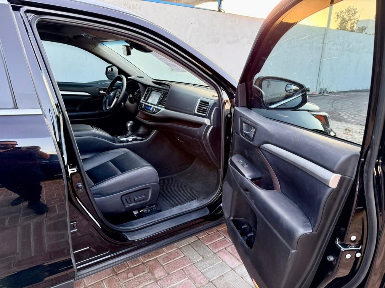 Toyota Highlander 2019 Toyota Highlander XLE 4x4 AWD Full Option