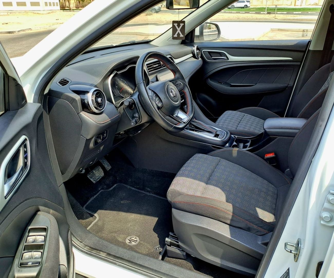 MG ZS MG ZS COMFORT 2023 1.5L GCC SPECS (562/-MONTHLY)