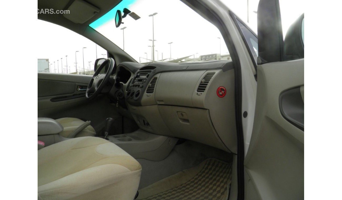 Toyota Innova 2010