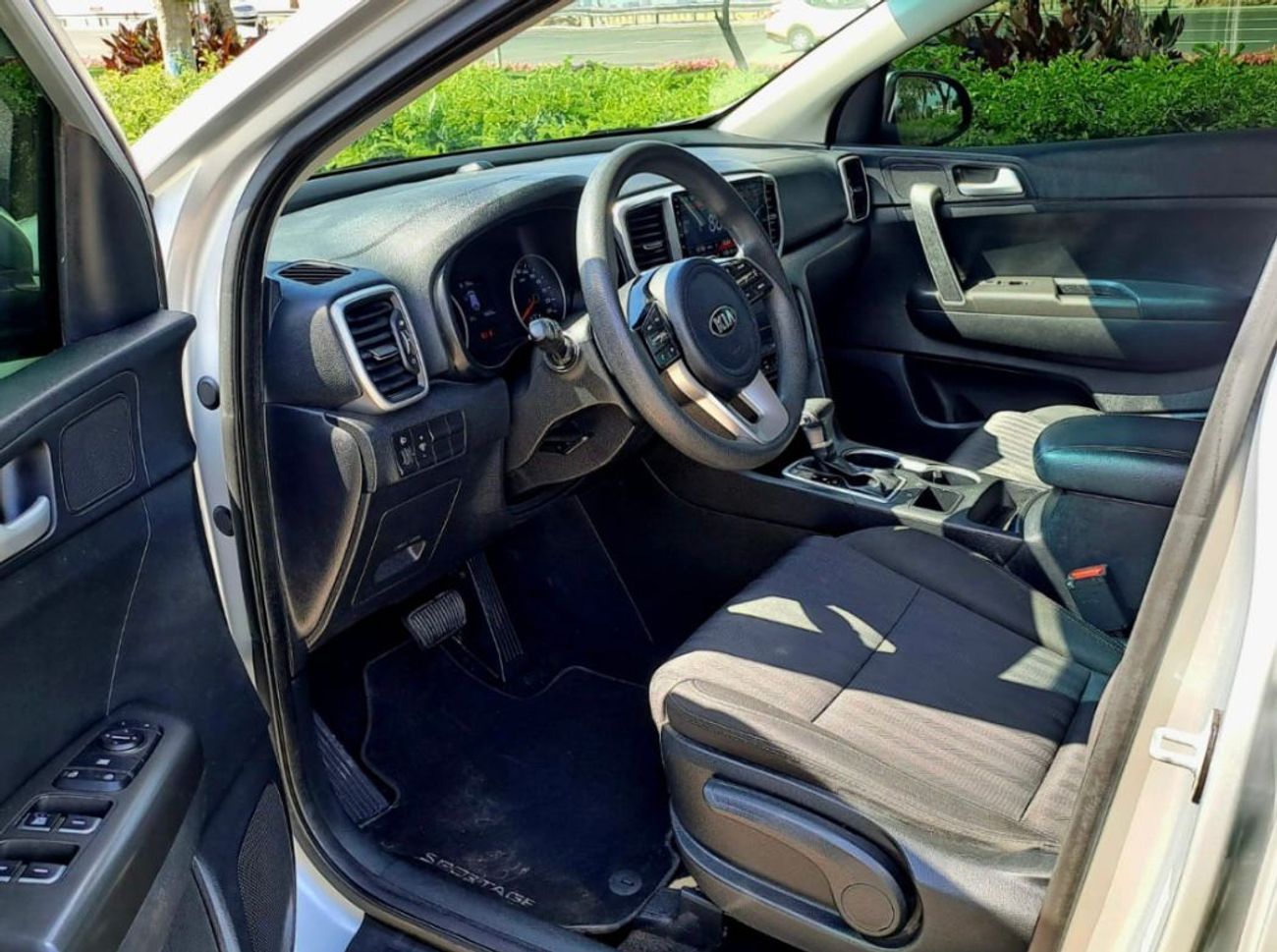 Kia Sportage LX 1.6L FWD 730-MONTHLY | GCC | CRUISE , CAMERA , GPS | ACCIDENT FREE