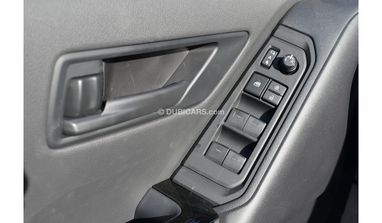 Toyota Land Cruiser GXR 3.3L DSL- A/T - 5STR - 23YM - BASIC - NO SUNRF - BLK_BLK - EURO (EXPORT OFFER)