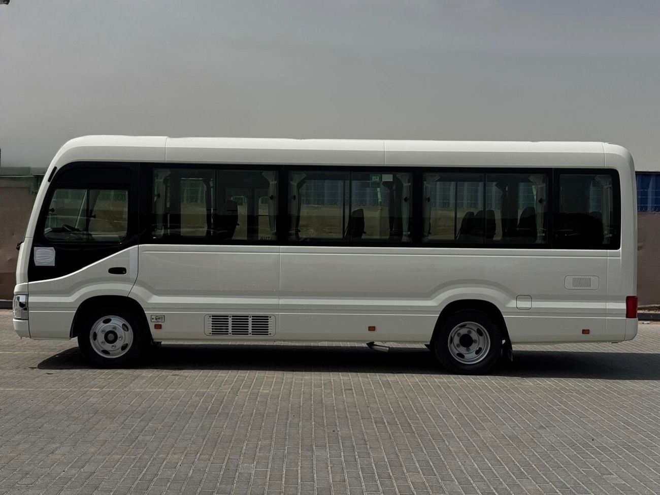 Toyota Coaster 