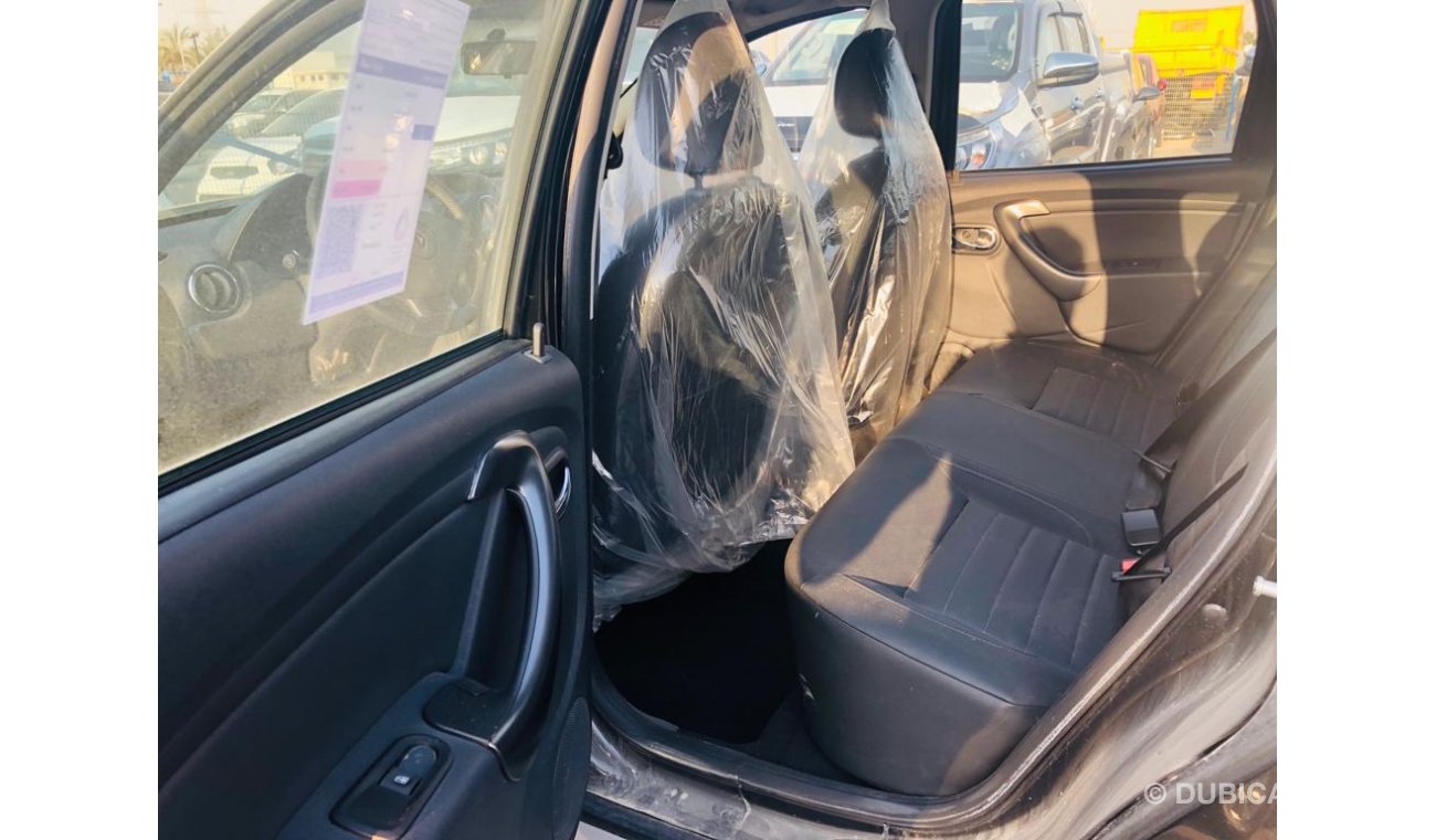 رينو داستر 2.0L LEATHER SEATS + DVD + REAR CAMERA + MP3 INTERFACE