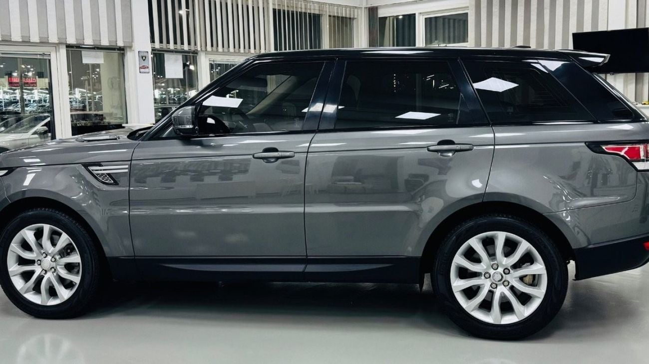 لاند روفر رينج روفر سبورت GCC .. FSH .. HSE .. V6 .. Perfect Condition .