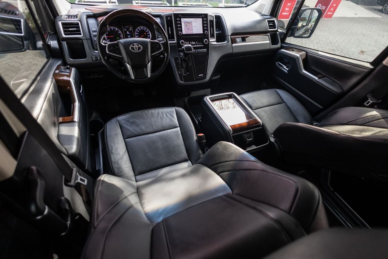 تويوتا جرافينا Premium 3.5L