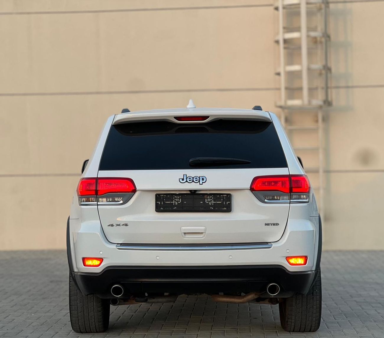 جيب جراند شيروكي Limited 3.6L