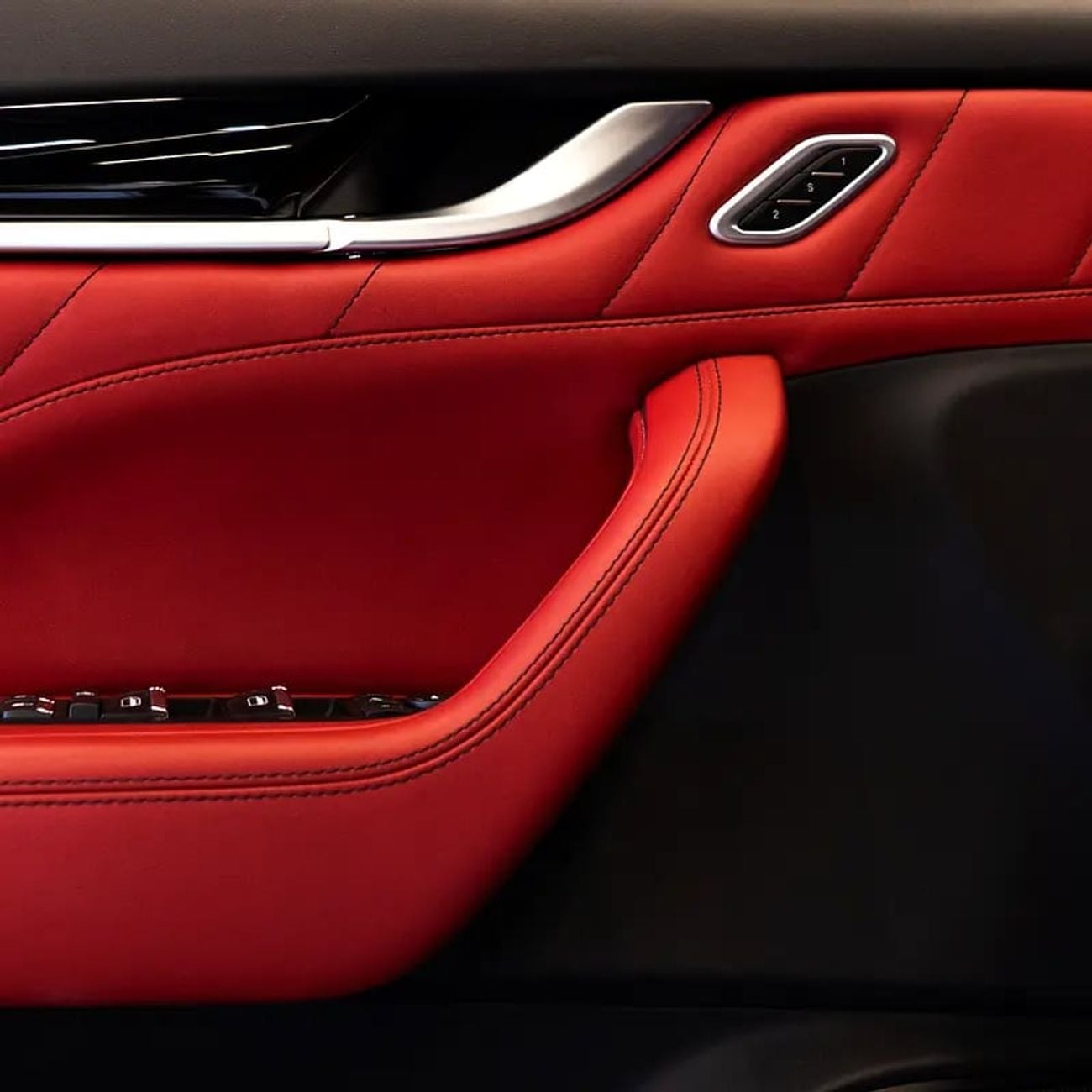 Maserati Levante 2,586 pm • 0% Downpayment • • 1 Year Warranty