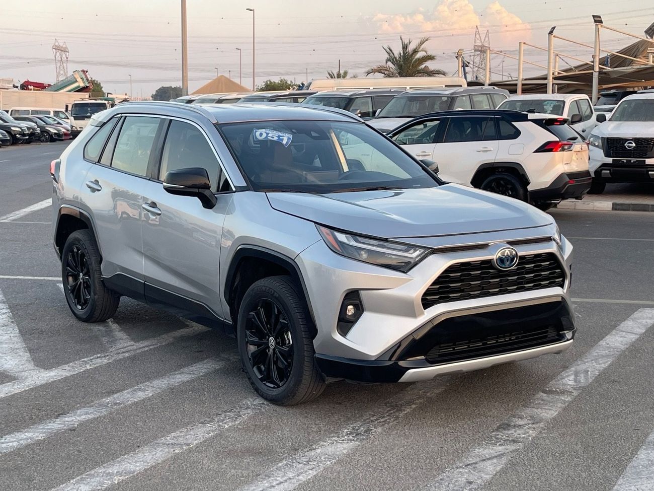 Toyota RAV4 2023 TOYOTA RAV4 SE HYBRID 4x4 IMPORTED FROM USA