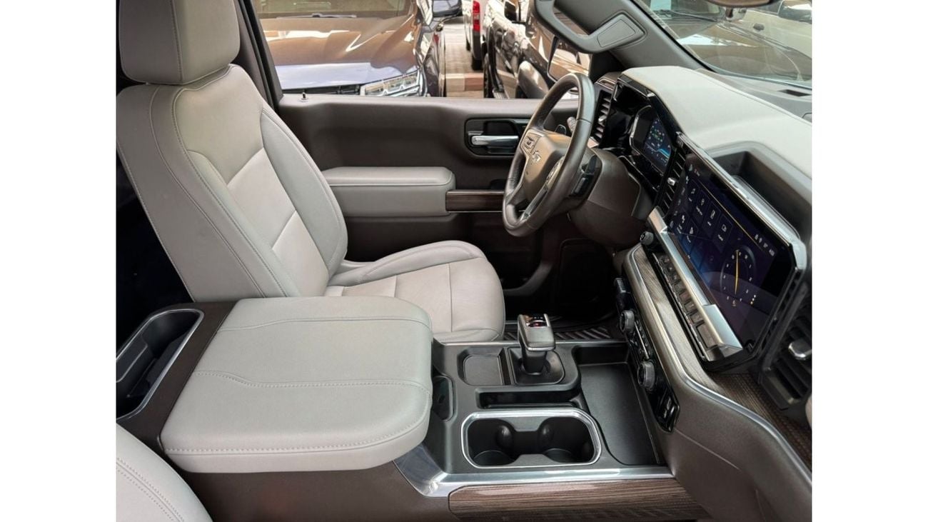 Chevrolet 1500 CHEVROLET SILVERADO RST 2023 GCC FULL OPTION ORIGINAL PAINT UNDER WARRANTY