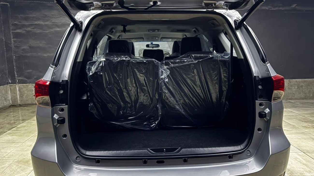 Toyota Fortuner DIESEL 2.8 LITER ,RHD .AUTOMATIC FULL OPTION