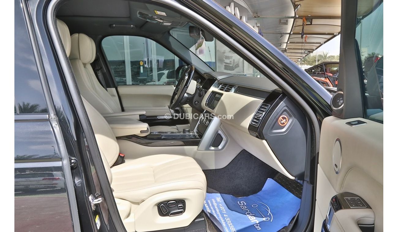 Land Rover Range Rover (with Al Tayer Service History)