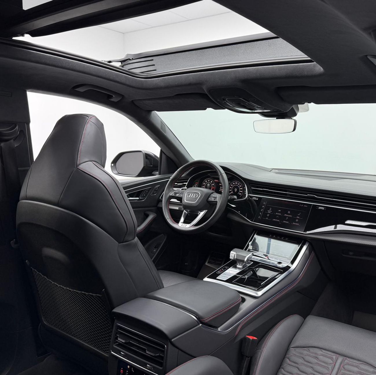 أودي RSQ8 2023 Audi RSQ8 Quattro, 07/2026 Audi Warranty, 07/2028 Audi Service Pack, Audi Full Service History,