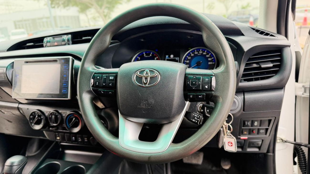 تويوتا هيلوكس -