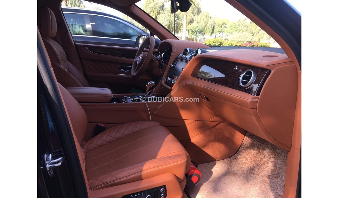 بنتلي بينتايجا اول نسخة