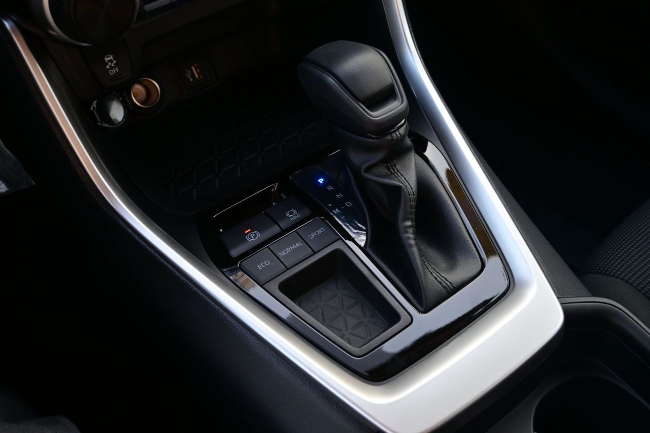 Toyota RAV4 Toyota Rav4 STD 2.0LPetrol 2WD, Model 2025