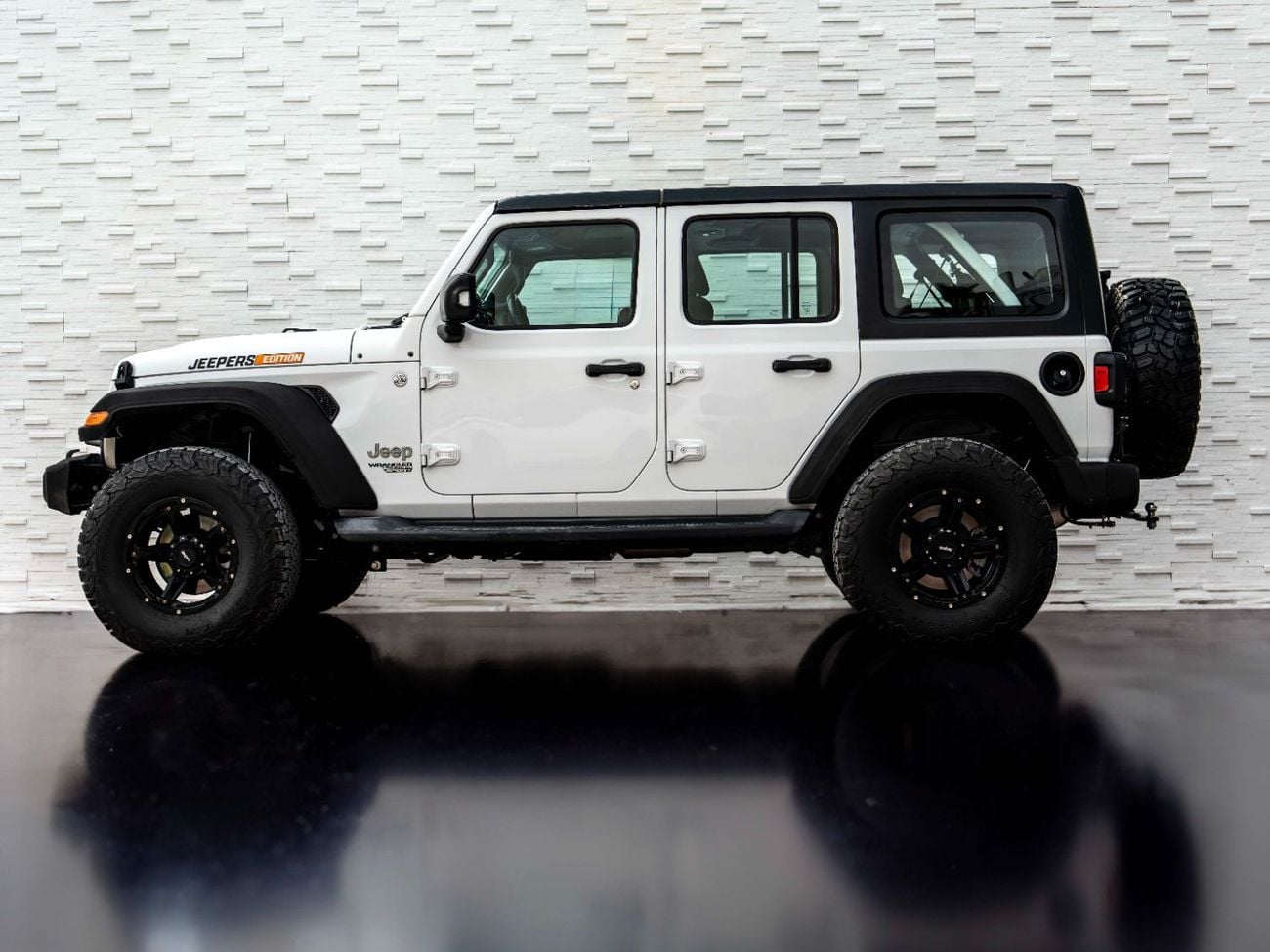 جيب رانجلر Unlimited Sport 3.6L A/T