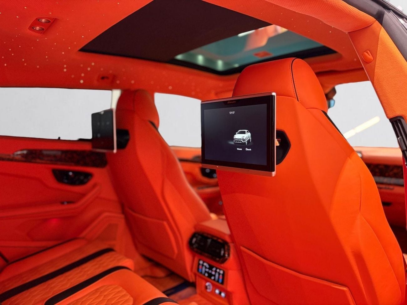 Lamborghini Urus STD AED 12,780 P.M | 0% DOWN PAYMENT | LAMBORGHINI URUS MANSORY VENATUS EVO S P900 | 4.0L TWIN-TURBO
