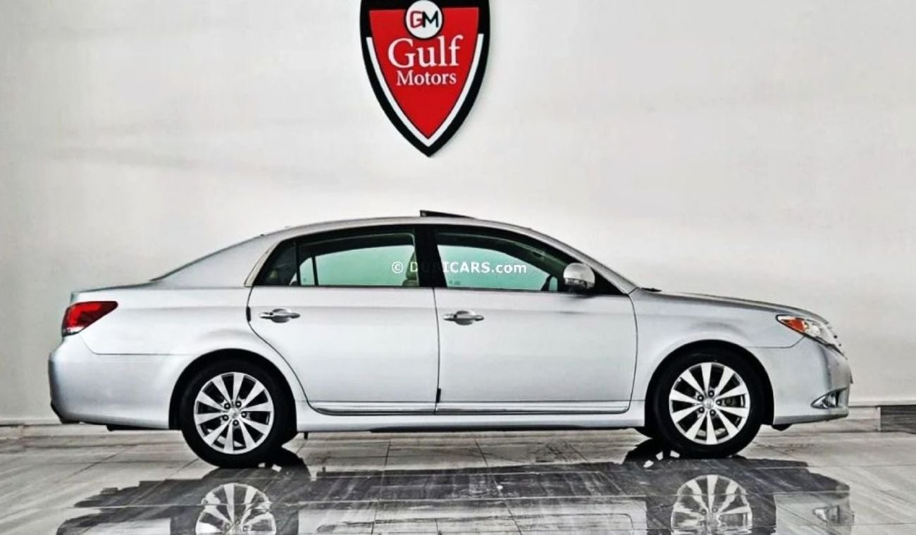 تويوتا افالون - V6 - EXCELLENT CONDITION - 49000KM DRIVEN - VAT INCLUSIVE