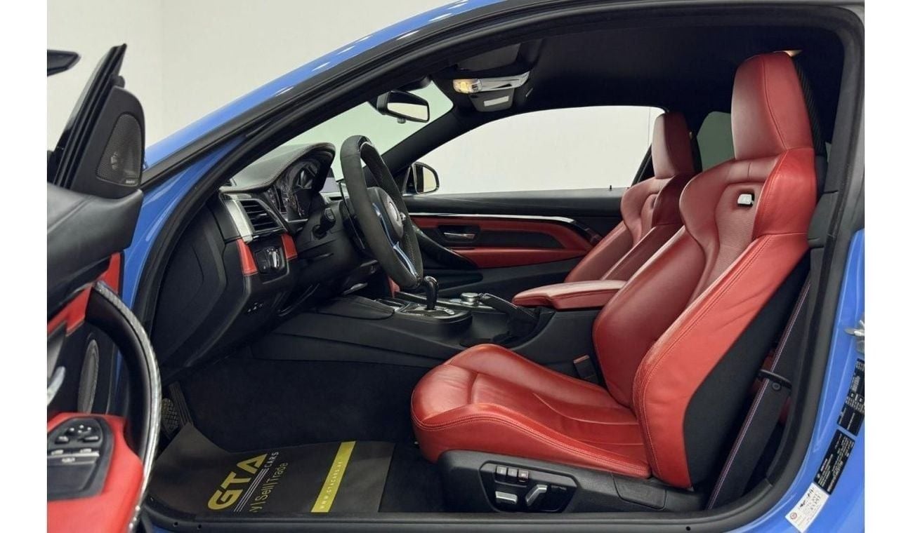 BMW M4 Std 2018 BMW M4 Coupe, Warranty, Full BMW Service History, Carbon Fiber Package, GCC