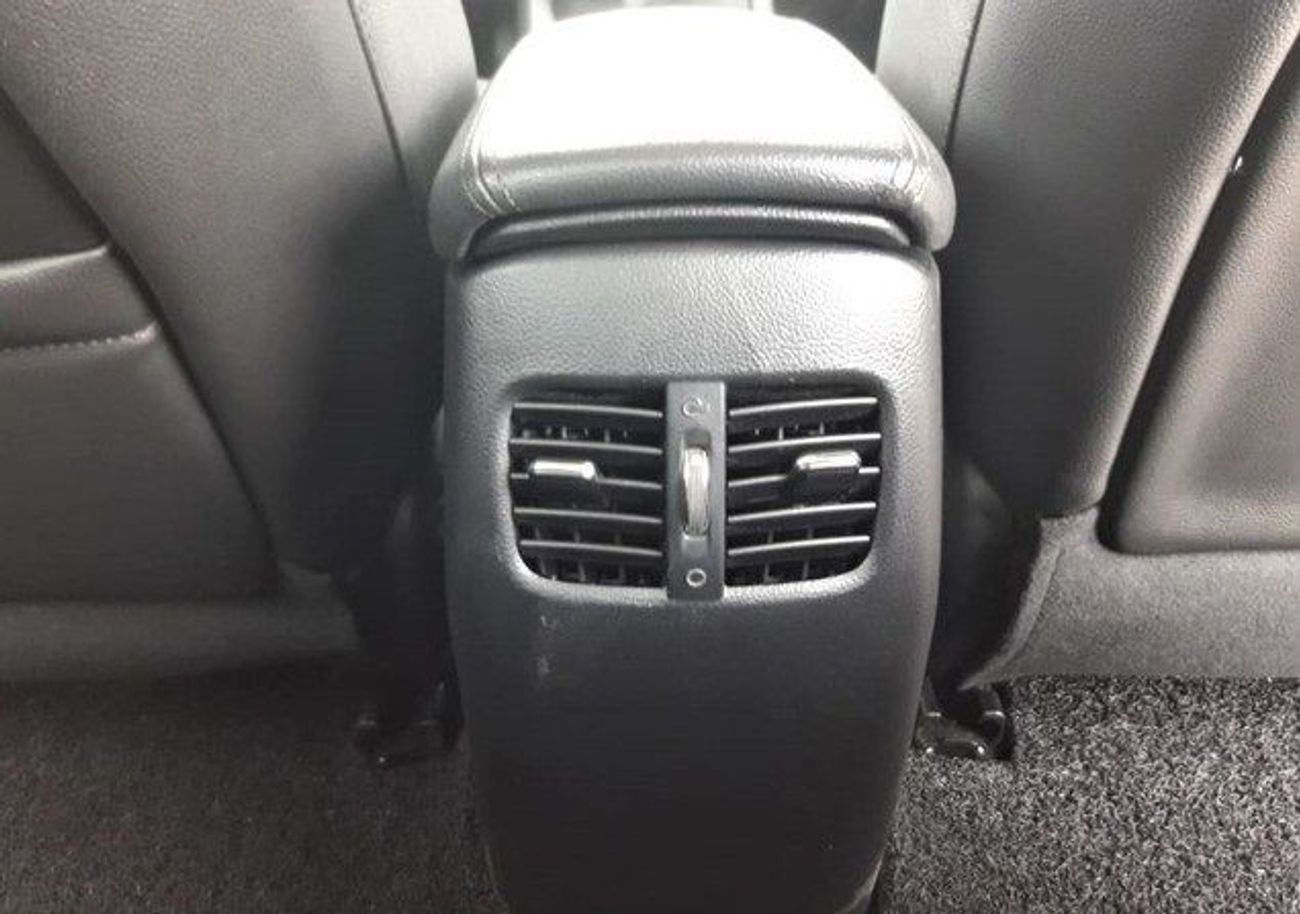 كيا فورتي KIA FORTE RIGHT HAND DRIVE (PM1137)