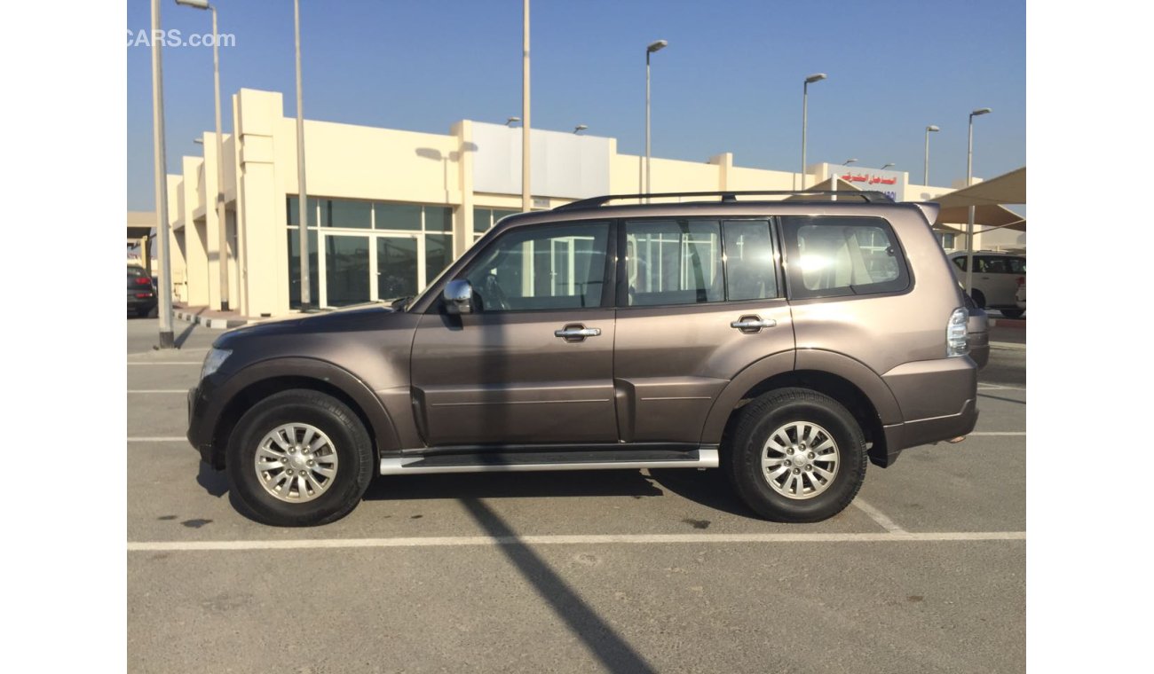 Mitsubishi Pajero GLS