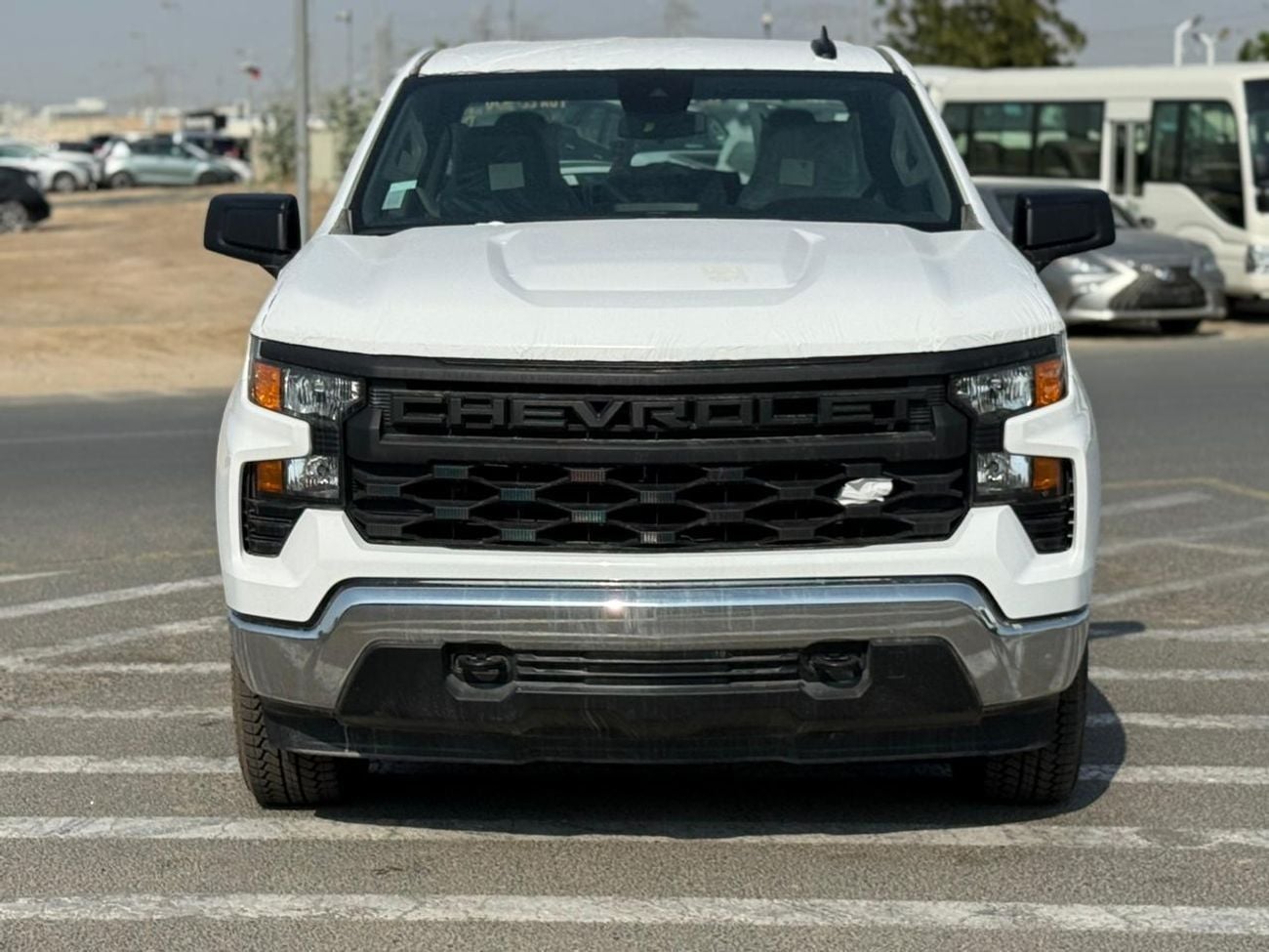 Chevrolet Silverado 1500 RST 1500 REG/CAB TRAILBOSS CLOTH 5.3 V8 RST 5.3 V8 GCC SPECS