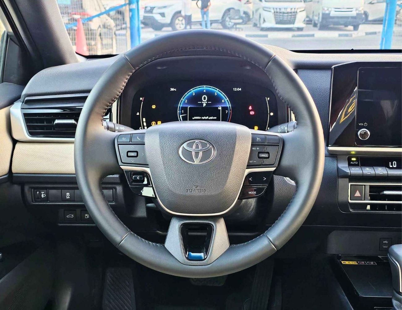 Toyota Camry GLE LE || 2.5L V4 PETROL | PUSH START | DVD CAMERA | SUNROOF (CODE # CPTLE)