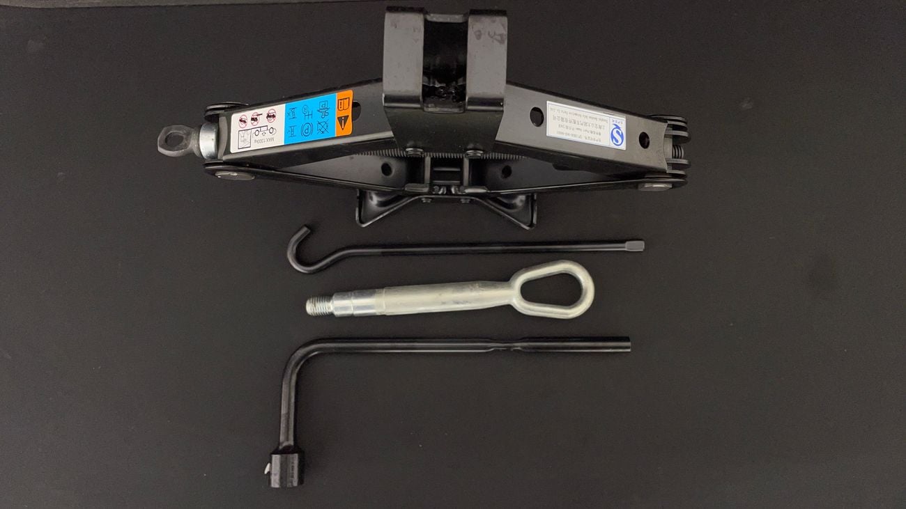 MG RX5 STD 1.5 | Zero Down Payment | Home Test Drive