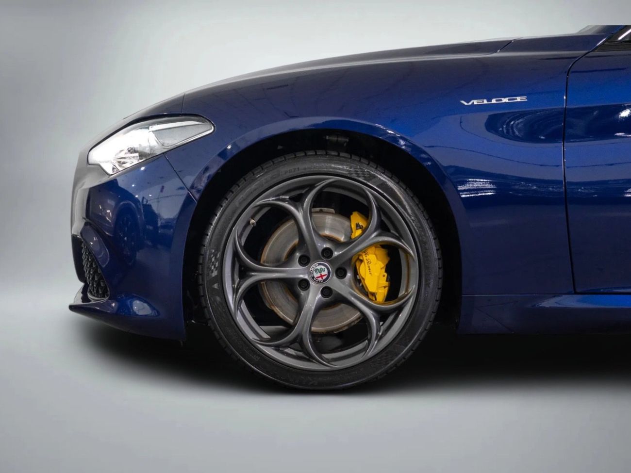 Alfa Romeo Giulia Veloce 2.0L AWD 2020 Alfa Romeo Giulia Veloce | Full Alfa Romeo Service History