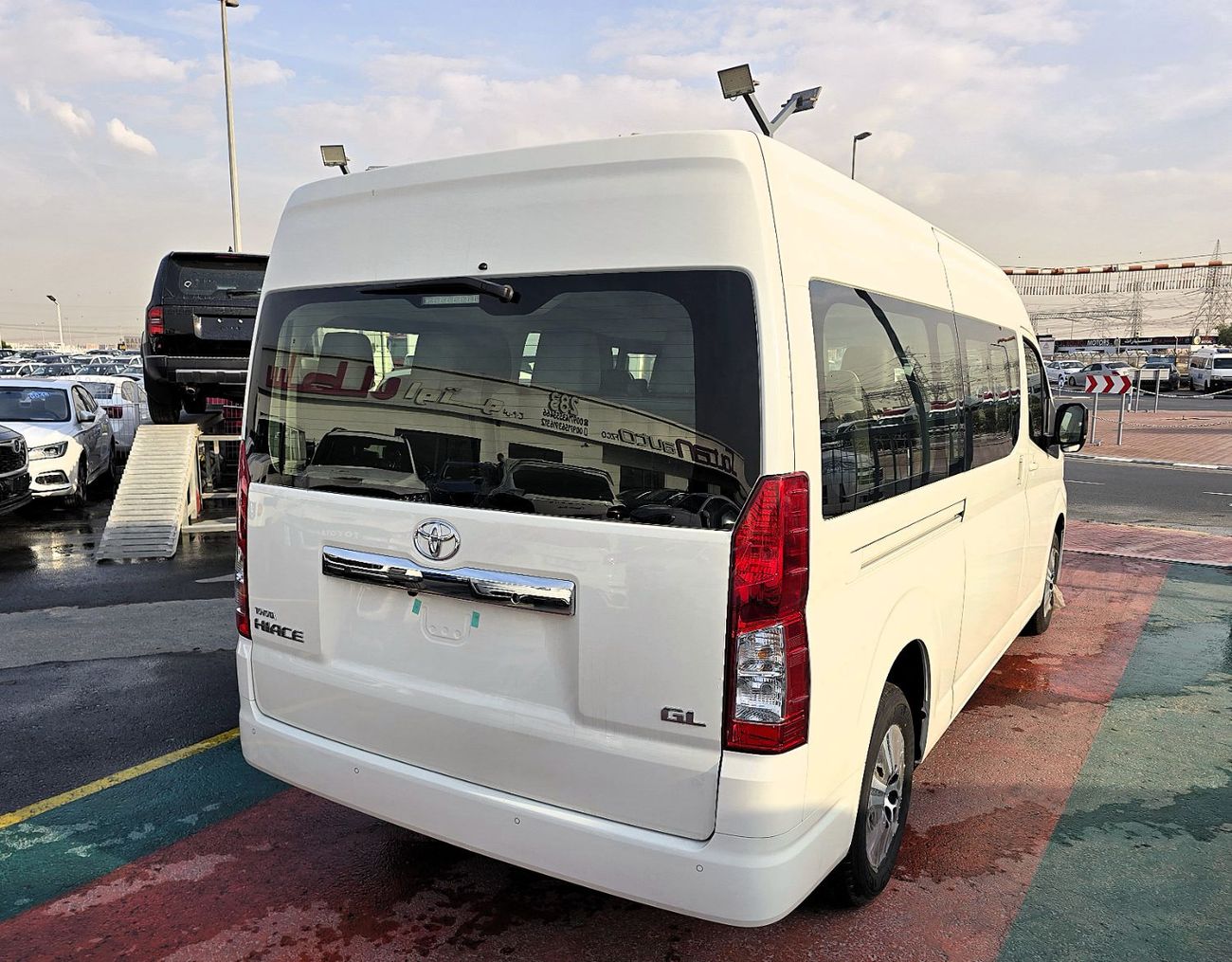 تويوتا هاياس Commuter GL  2.8L M/T Diesel 2026 Model