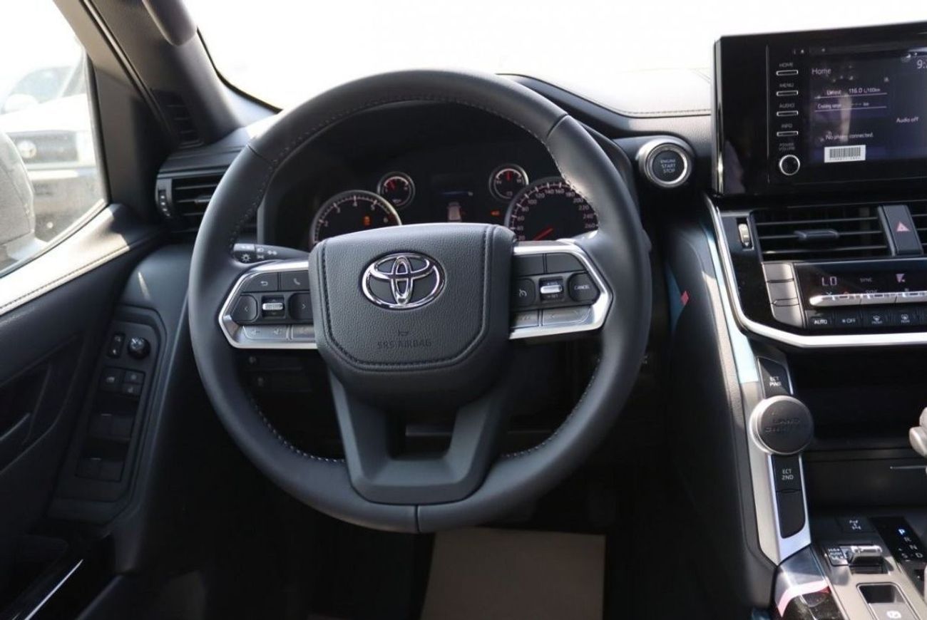 تويوتا لاند كروزر 2025 TOYOTA LAND CRUISER 4.0L GXR BASIC WITH SUNROOF AUTOMATIC ZERO KM a