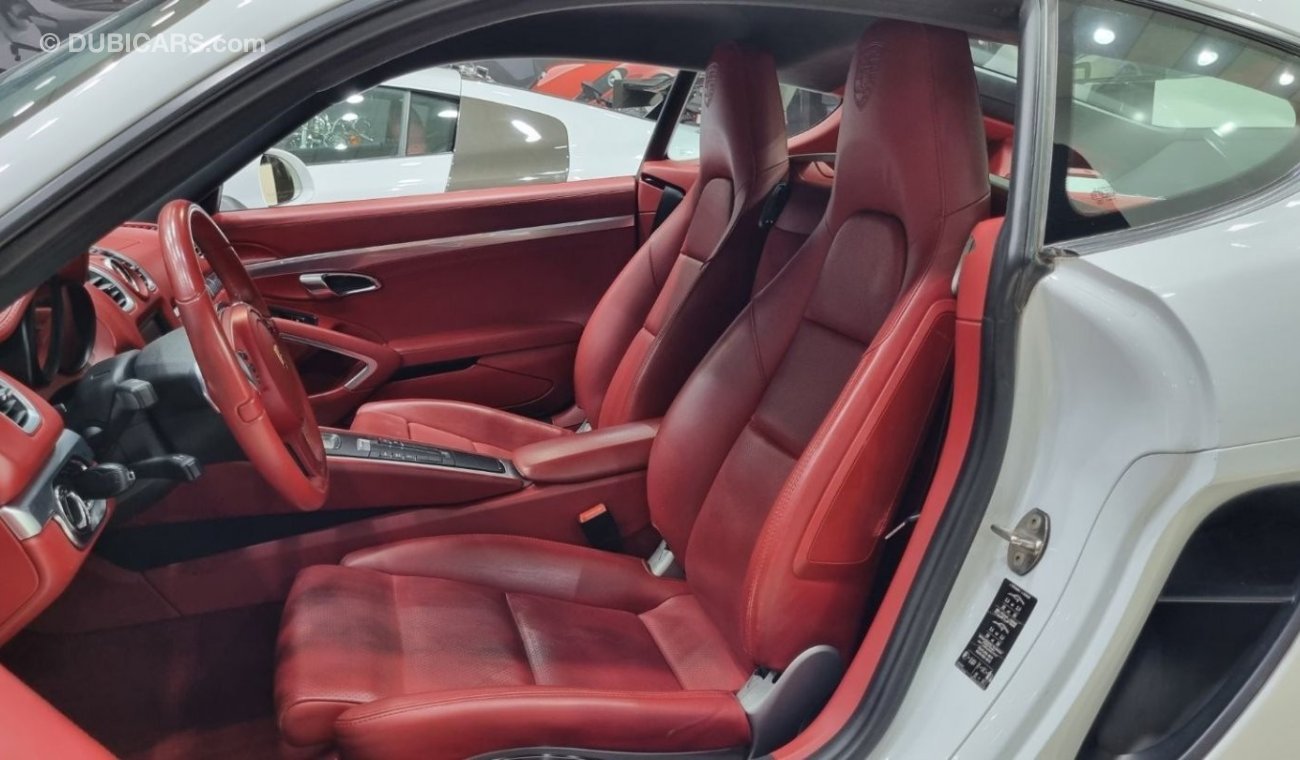 Porsche 718 Cayman Std PORSCHE CAYMAN 2015 GCC IN PERFECT CONDITION FOR 139K AED