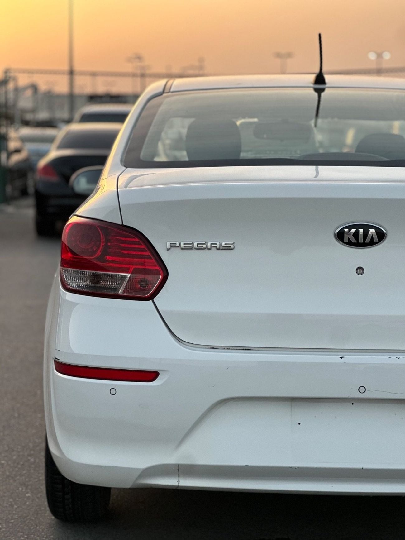 Kia Pegas EX