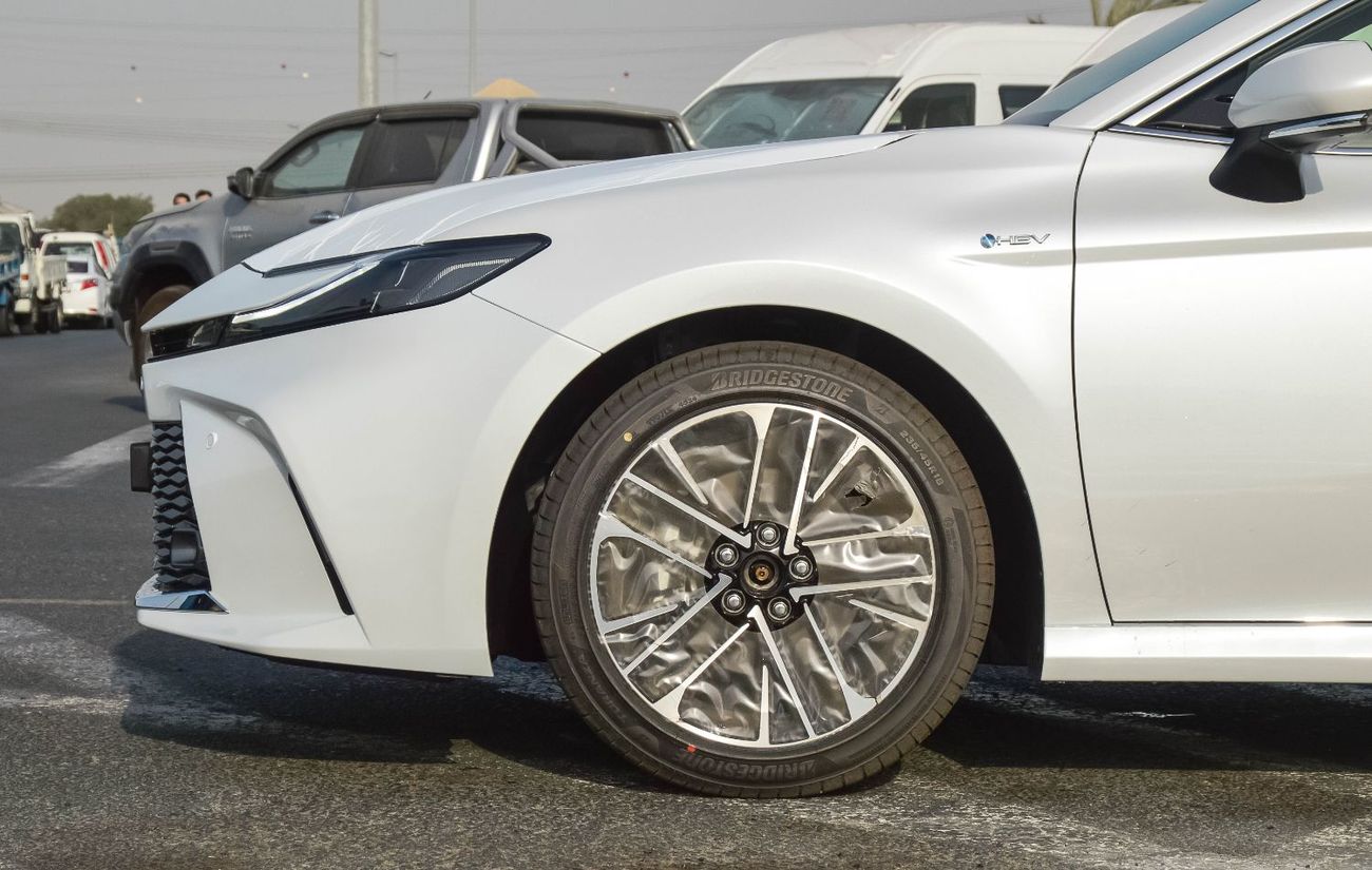 Toyota Camry TOYOTA CAMRY HYBRID 2.5L FWD SEDAN 2025