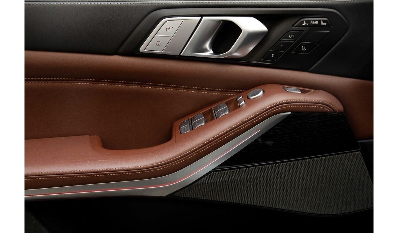 BMW X7 XDrive 40i M-Kit | 4,015 P.M  | 0% Downpayment | PRISTINE CONDITION!