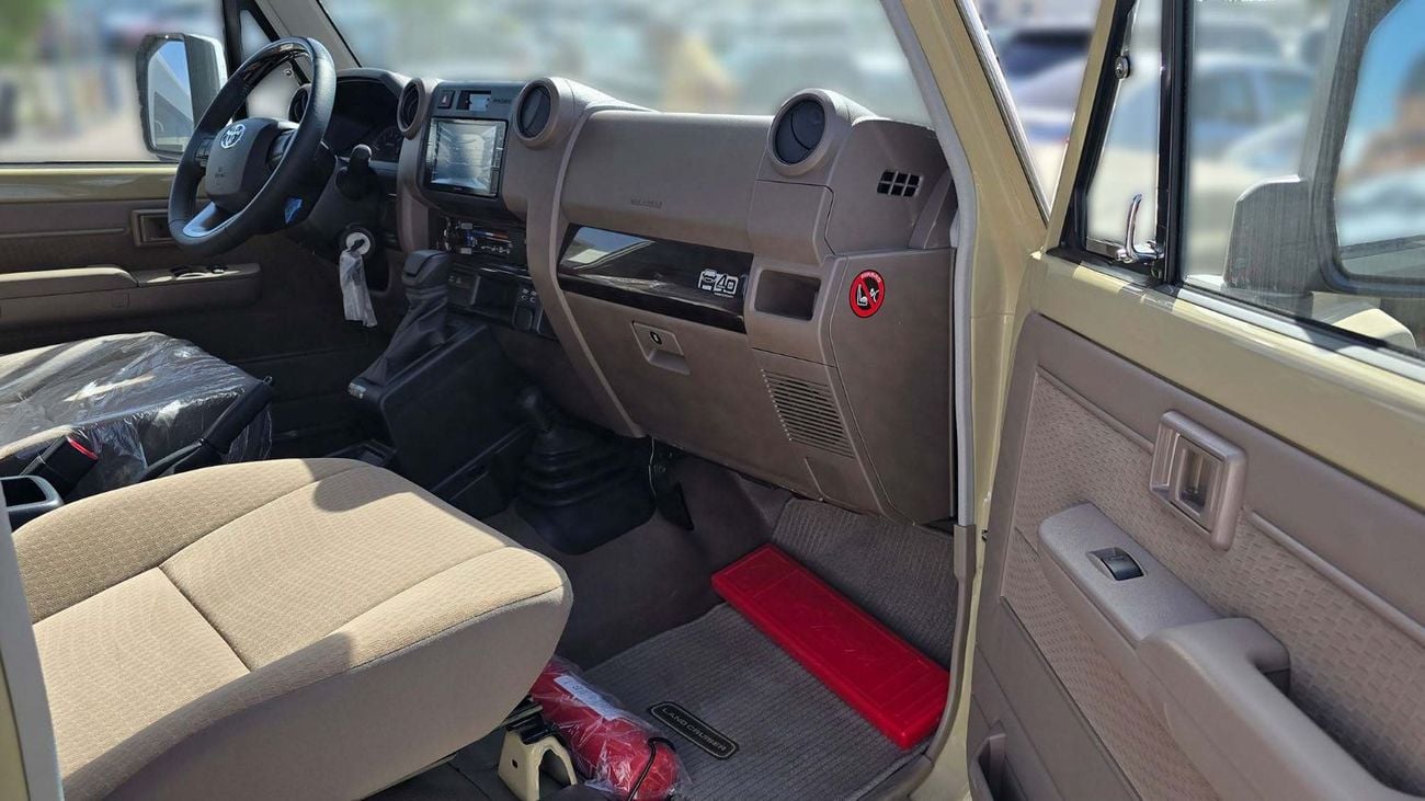 تويوتا لاند كروزر بيك آب 2026 Toyota Land Cruiser LC79 4.0L AT Petrol (Beige) Basic