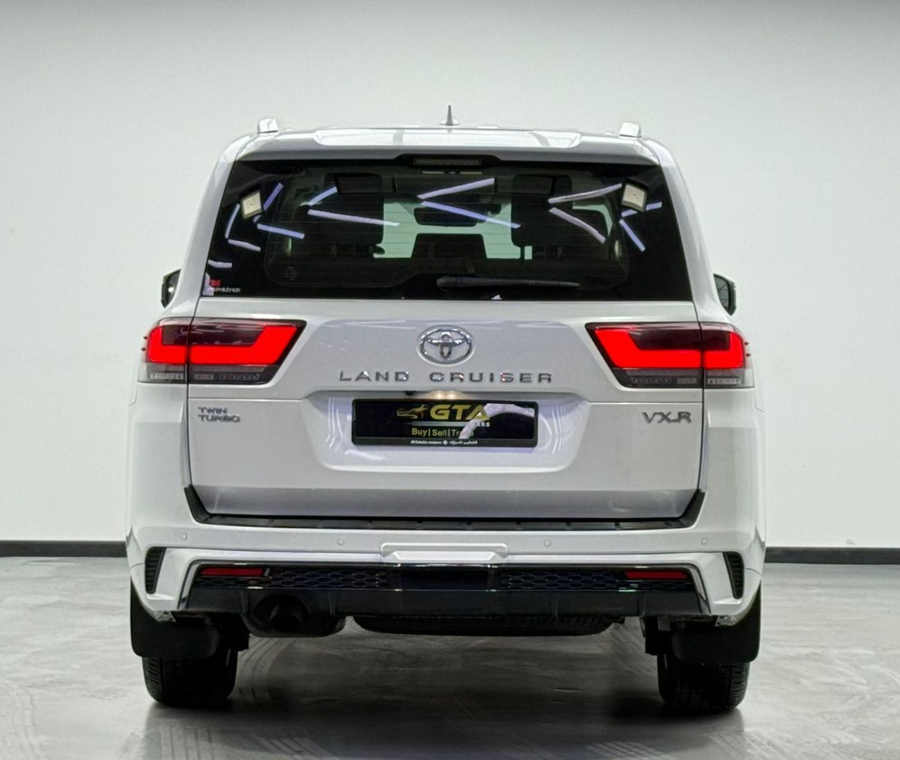 تويوتا لاند كروزر 2024 Toyota Land Cruiser VXR, Feb/2027 Toyota Warranty, Feb/2028 Toyota Service Contract, FSH, GCC