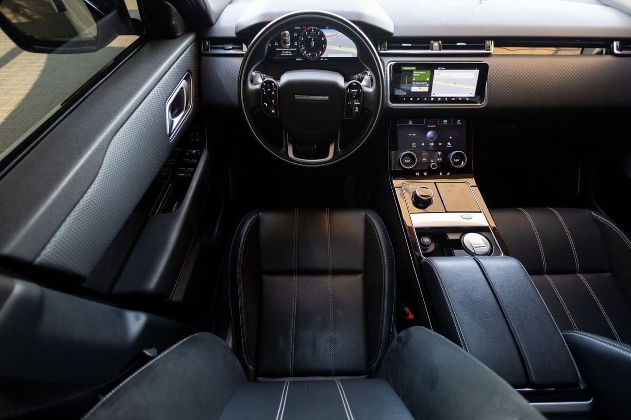 Land Rover Range Rover Velar P250 R-Dynamic SE 2.0L Range Rover Velar R-Dynamic SE 2019 GCC | Warranty
