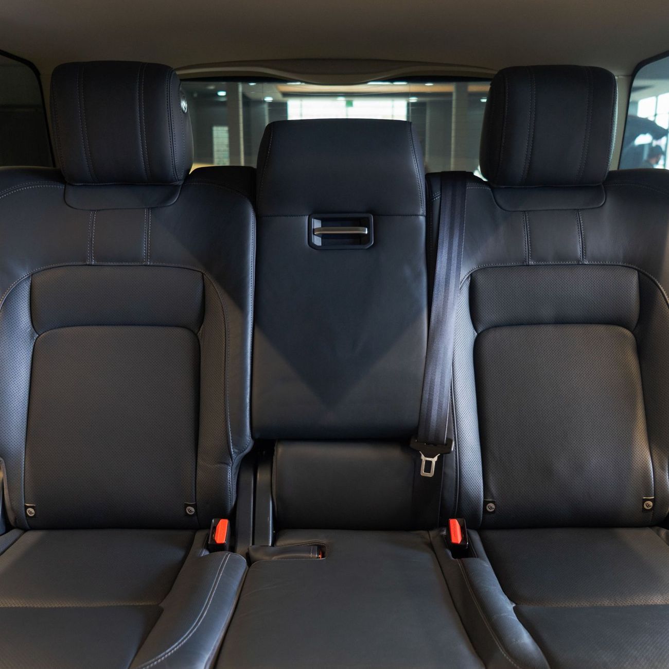 Land Rover Range Rover AED 2,586 p.m • 0% Downpayment • Range Rover Vogue  • 1 Year Warranty