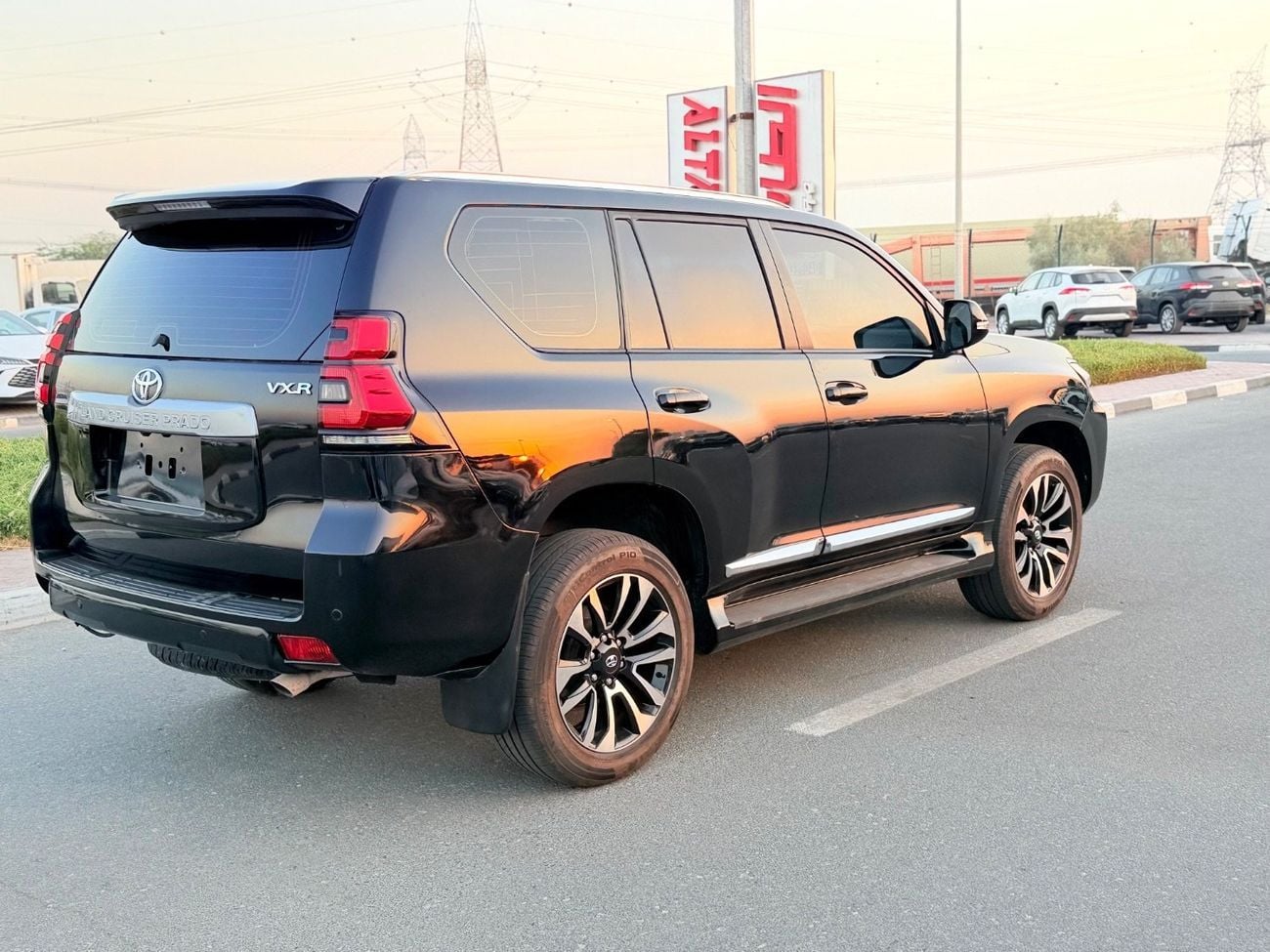 Toyota Prado Toyota Prado years 2020 V4 2.7 VXR petrol