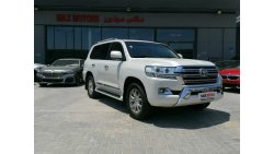Toyota Land Cruiser GXR V8 GCC SUPER CLEAN AND VERY FRESH IN AND OUT