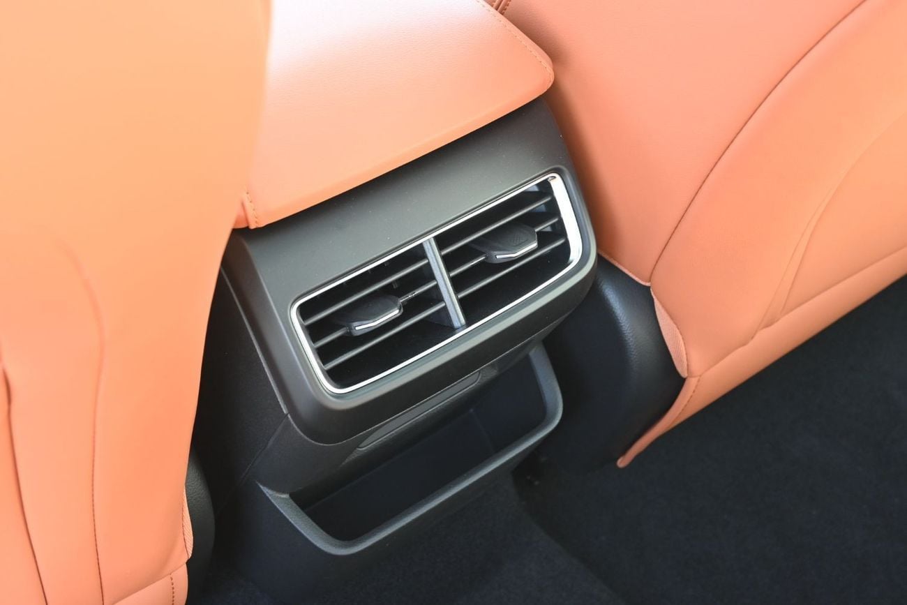 Geely Preface GF 2.0T Geely PreFace GF 2.0L Turbo Petrol Model 2025 Color Black