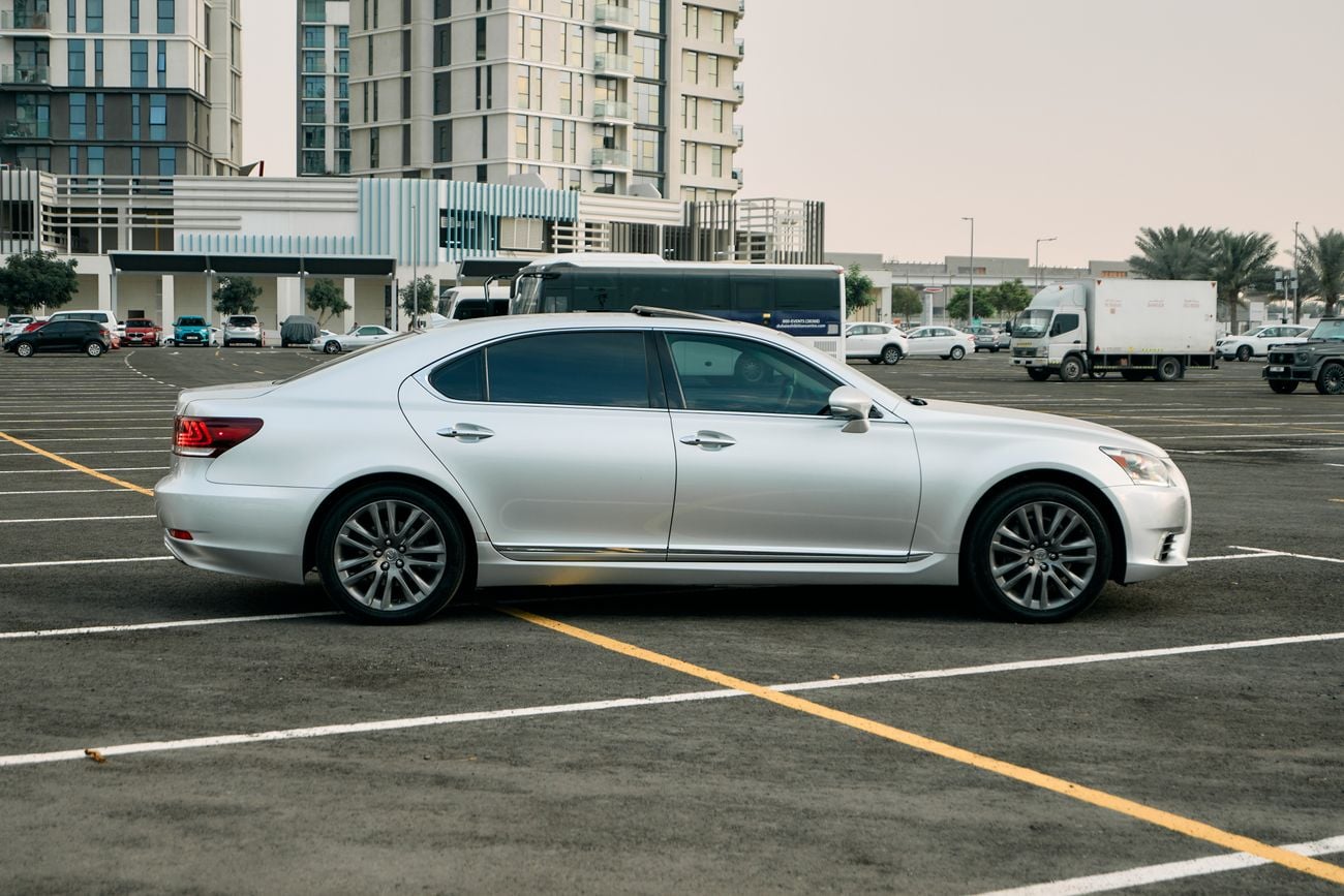 لكزس LS 460 L 4.6L