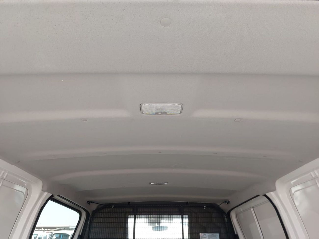 Toyota Hiace TOYOTA HIACE VAN RHD 2019 MODEL 2.8 L DIESEL AUTOMATIC(PM09311)