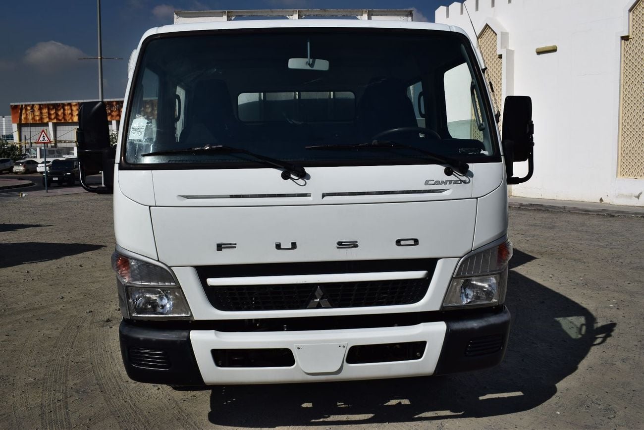 Mitsubishi Fuso Canter Mitsubishi Canter D/C Pick Up, model:2017. Only Done 38000 km