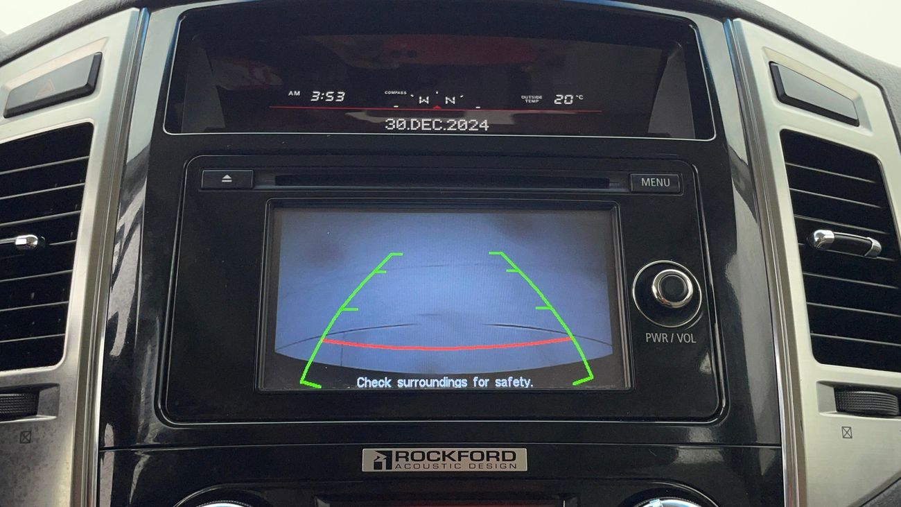 ميتسوبيشي باجيرو GLS TOP 3.5 | بدون دفعة مقدمة | اختبار القيادة في المنزل